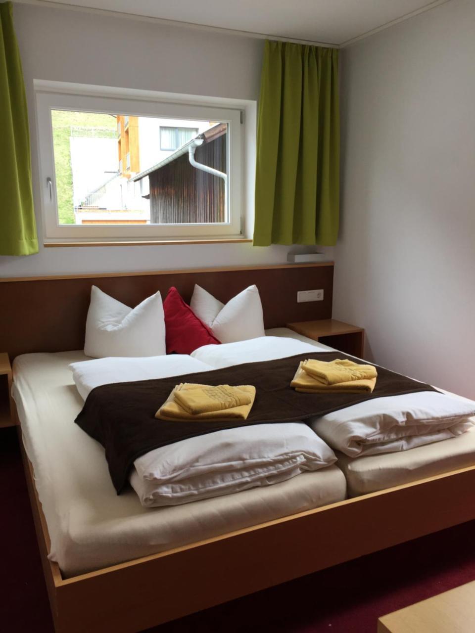 Almandin Apartments Ischgl Esterno foto